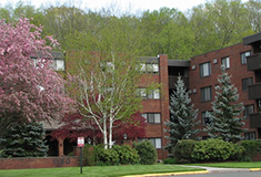 Chozick Realty closes $15.625 million sale of 179-unit Stonegate Apartments