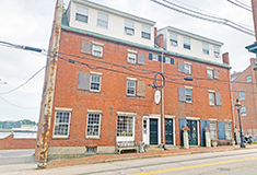 Choate and Ward of Colliers International sell 8,262 s/f mixed-use for $3.7 million