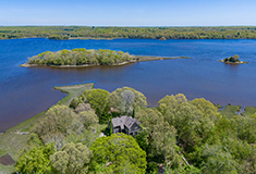 Mott & Chace Sotheby’s International brokers $2.605 million sale in Westport, MA