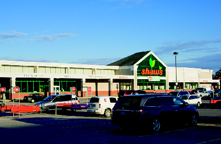 SHAW'S SHOPPING PLAZA SOLD