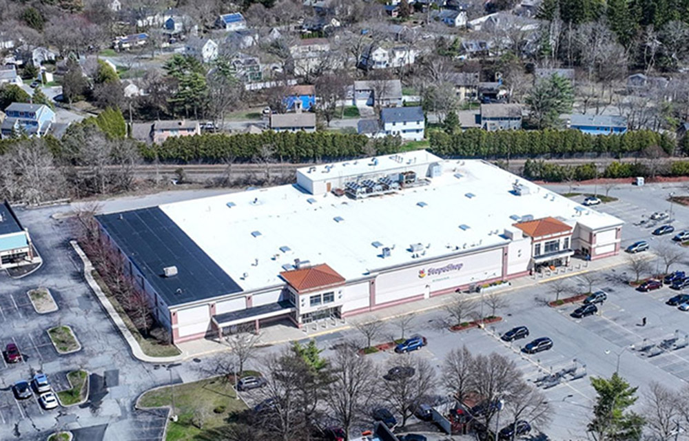 JLL Capital Markets arranges $8.5 million sale of Stop & Shop property