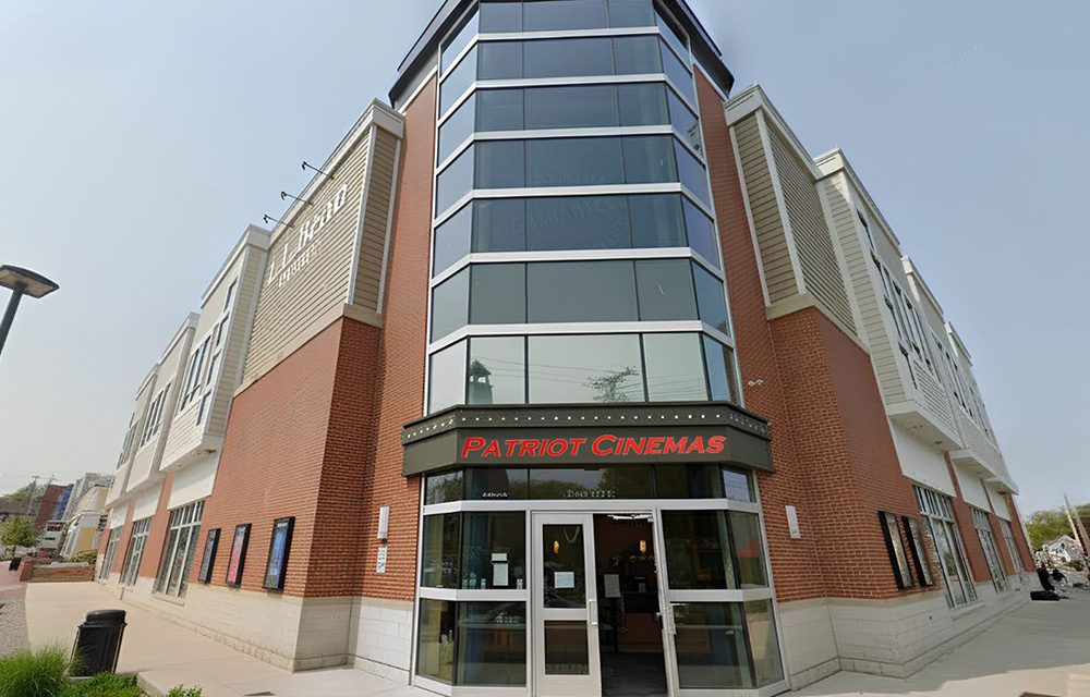 Wilder opens six-screen Patriot  Cinemas at Freeport Village Station