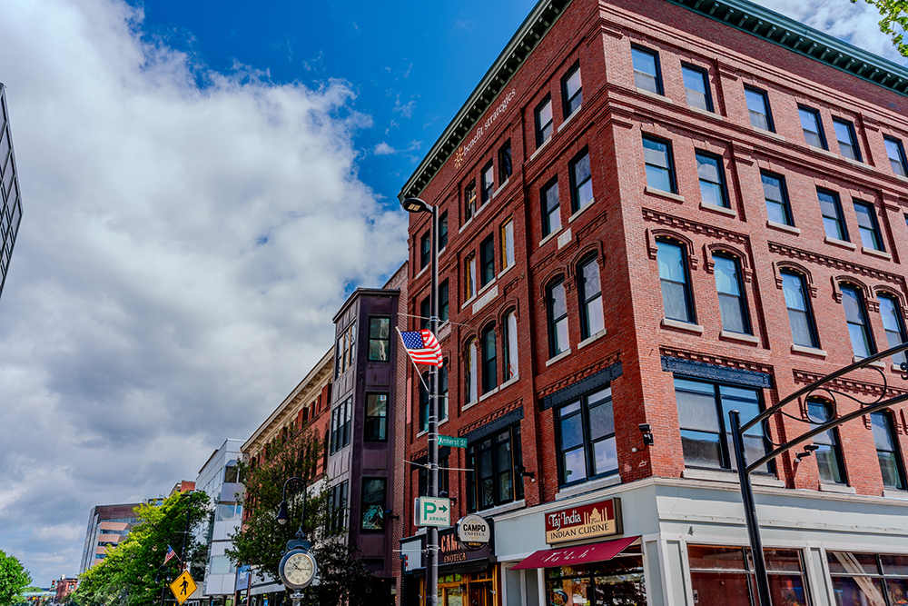 Project of the Month: DeLucia and De Lise completing a $10m investment at 967 Elm St. in Manchester NH known as Rendezvous on Elm