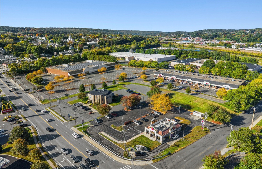 Saugatuck Commercial Real Estate brokers $8.3m sale of Ansonia Landing Shopping Center