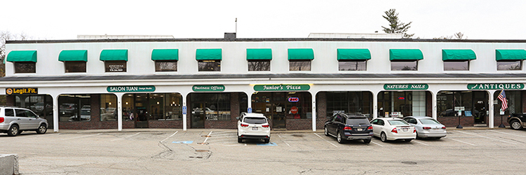 Normandin and McMahon of Summit Realty Partners<br>broker $1.6 million sale