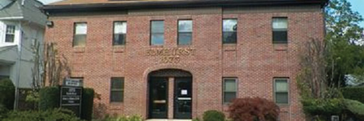 Conway Commercial Group brokers $700,000 sale of an 8,525 s/f Elmhurst Medical building