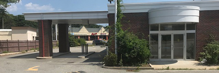 Goldberg of Spire Investments acquires 6 Paradise Rd. for <br>$1.8 million - Hark and Shapiro of the Drumlin Group rep. seller