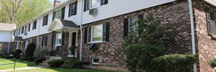 Pentore and Klockner of Marcus & Millichap handle <br>$935,000 sale of Olde Canal Estates