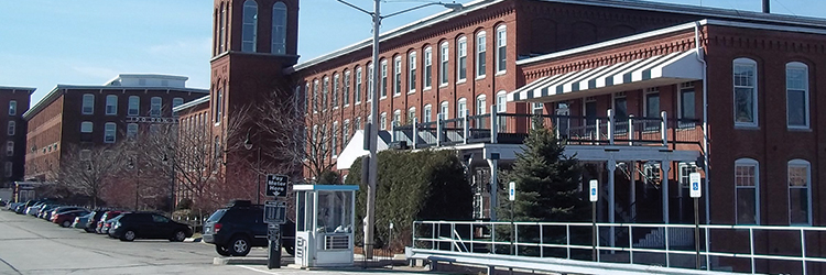 Reed of Stebbins Commercial Properties sells 155 Dow Street<br>for $665,000; Dickson sells 289 Mammoth Road for $205,000