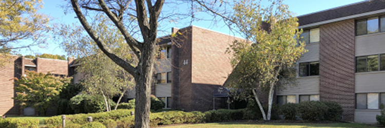 Institutional Property Advisors sells 164-unit Avon Place Apartments for $24 million - handled by Nolletti, Pentore, and Klockner