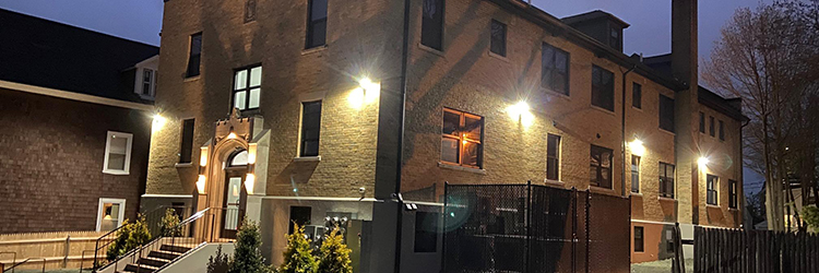 BankRI provides $2 million construction mini-perm loan to 8th Investment, LLC for 18-unit luxury apartment building
