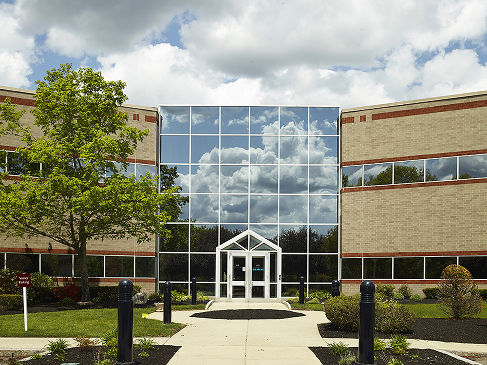 Skeffington, Lashar, Sandeman and Byrne of  Transwestern | RBJ negotiates $19 million sale for Norwood One, LLC