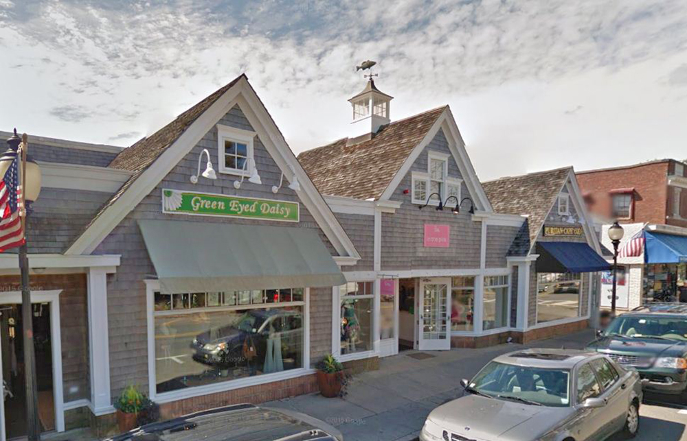 Marshall of NorthMarq Capital negotiates $1.1 million refinance for retail property in Falmouth