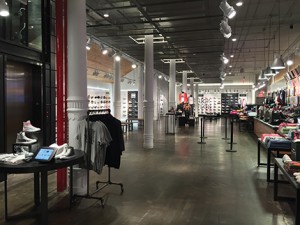 Grønland Kloster At forurene Schimenti Construction completes 15,500 s/f remodel for Converse store :  NEREJ