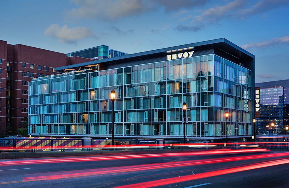 Volpe of Coastal Commercial handles sale of 5,820 s/f building