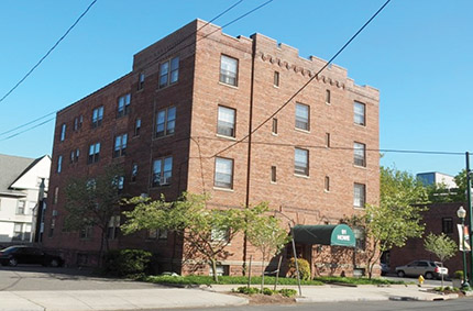 Marcus & Millichap arranges three apartment building sales totaling $7.665 million