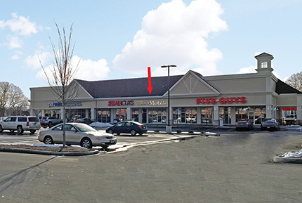 Lyman Real Estate leases 1,048 s/f to T-Mobile at Max’s Place